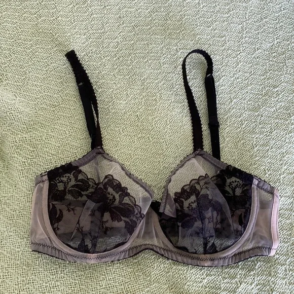 Journelle Luxury Lace Set Bra & Thong - Picture 2 of 6